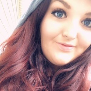 Meet your Posher, Nicholle